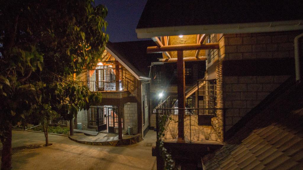 Runda Lofts Hotel Nairobi Bagian luar foto